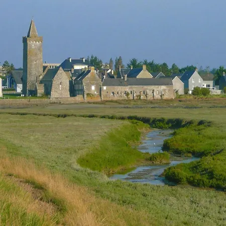In Near Sandy * Portbail