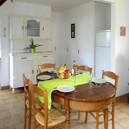 In Near Sandy * Portbail