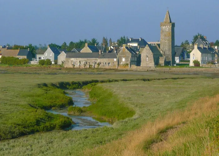 In Near Sandy * Portbail